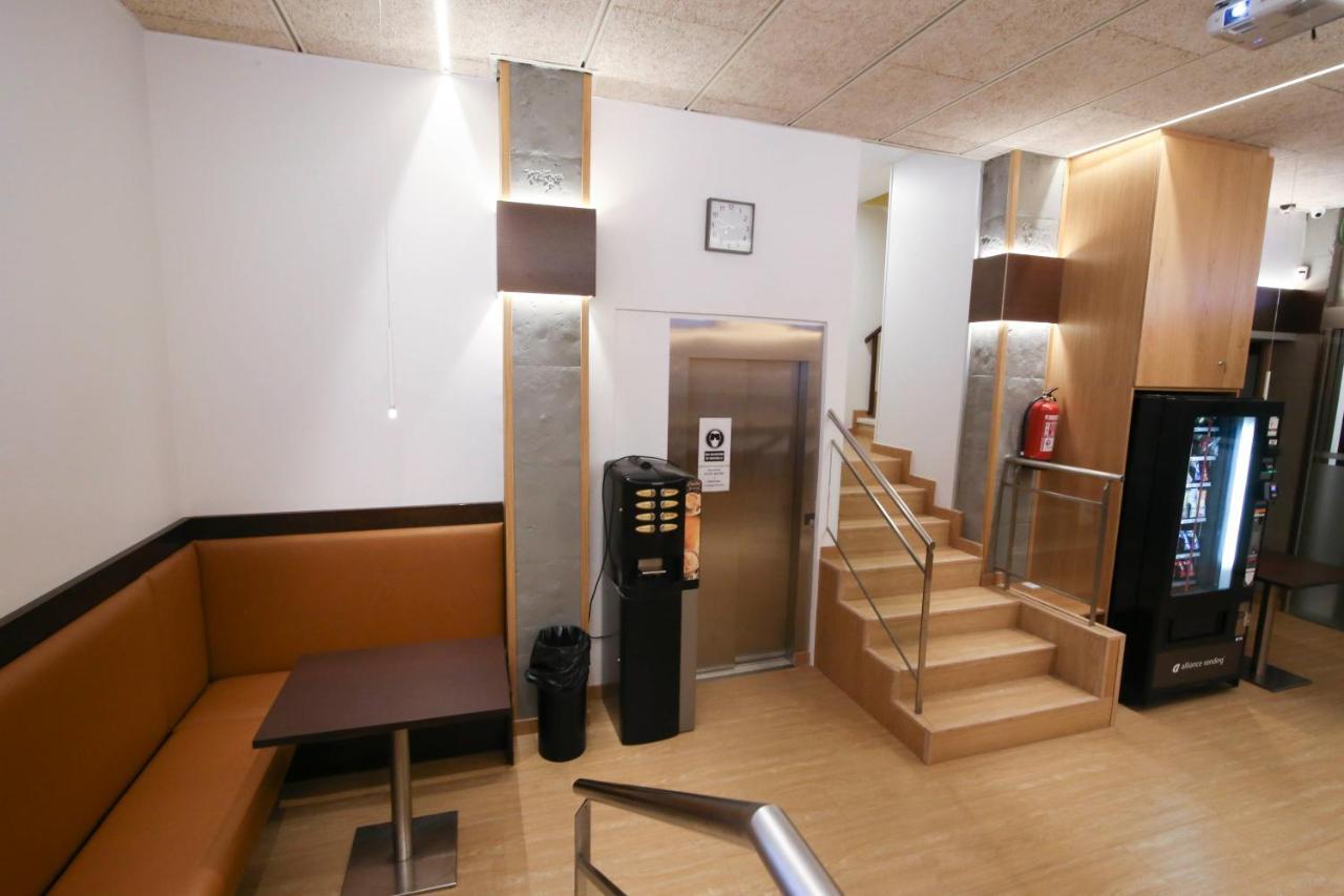 Hotel Esplugues Esplugues de Llobregat Eksteriør bilde