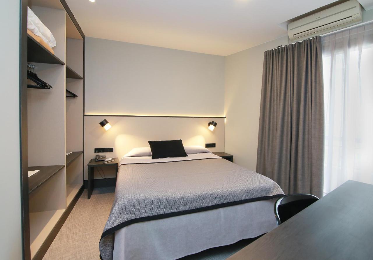 Hotel Esplugues Esplugues de Llobregat Eksteriør bilde